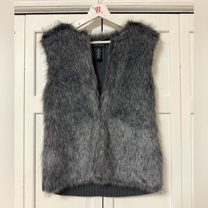 INC International Concepts Charcoal Gray Faux Fur Vest Open Front Festival Y2K